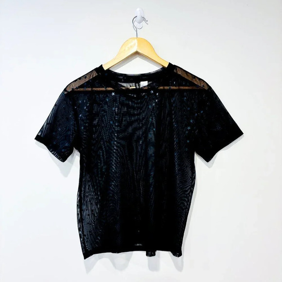 💕5/40$💕 DIVIDED Black Sheer Mesh Star Top | Transparent Party Tee - Picture 1 of 7